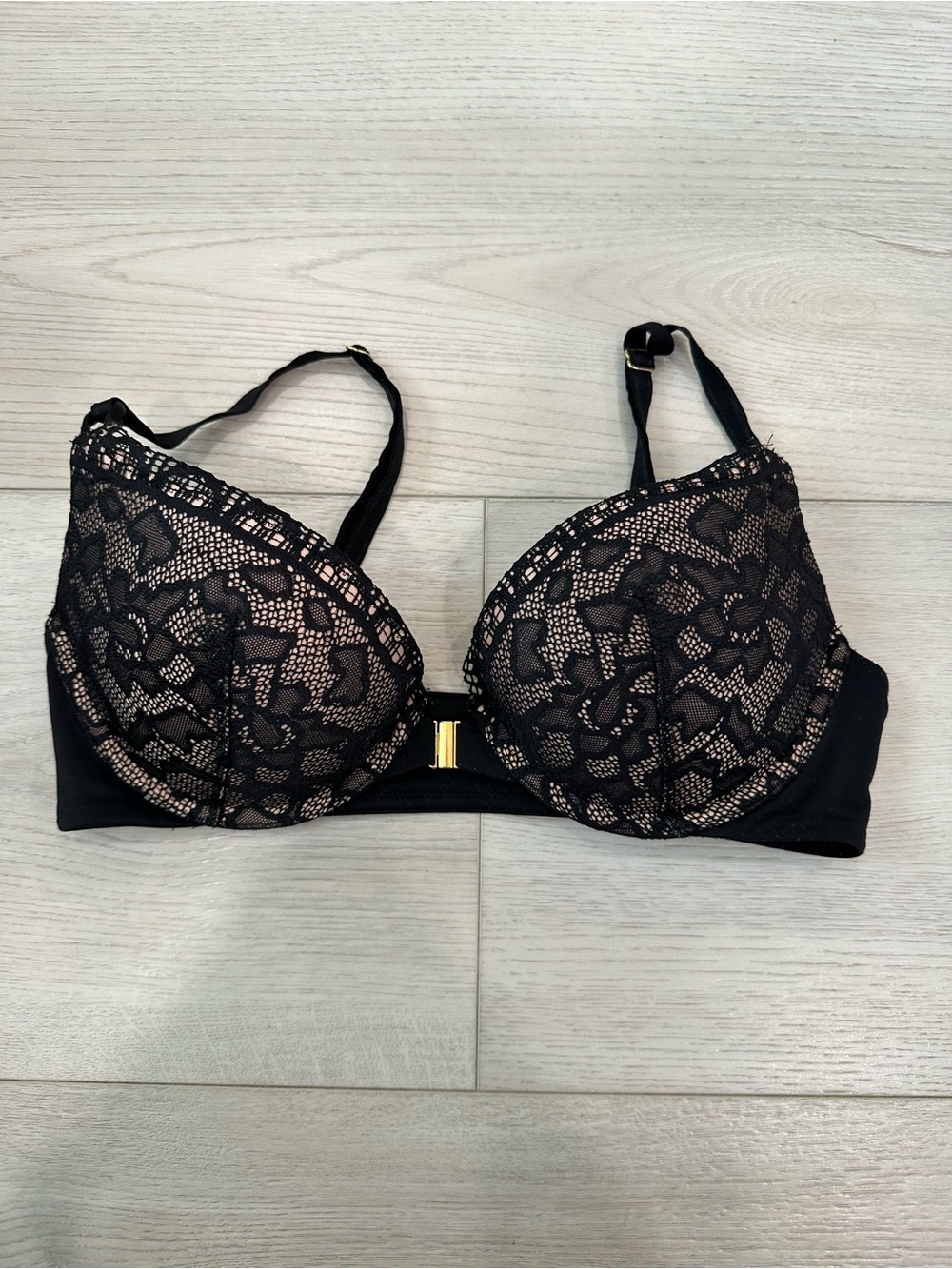 Soma Black Lace Push Up Bra 32C Y2K Romantic Lingerie